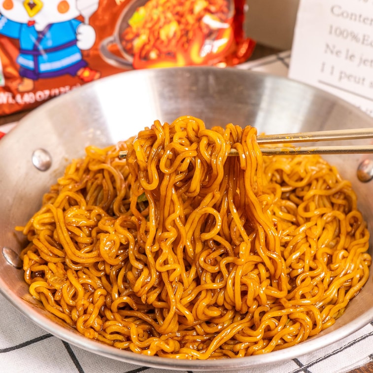 SAMYANG Yakisoba Buldak Spicy Ramen- Japanese Style Stir-Fried Instant Noodles, 5 Bags