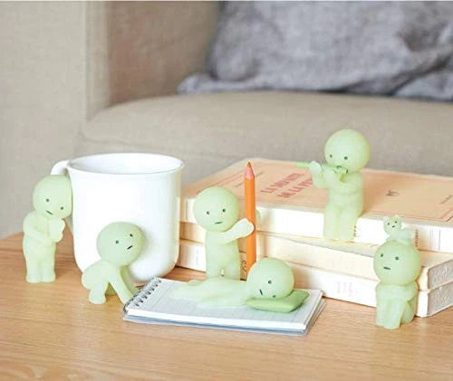 Dreams Smiski Living Series Glow in The Dark Figure